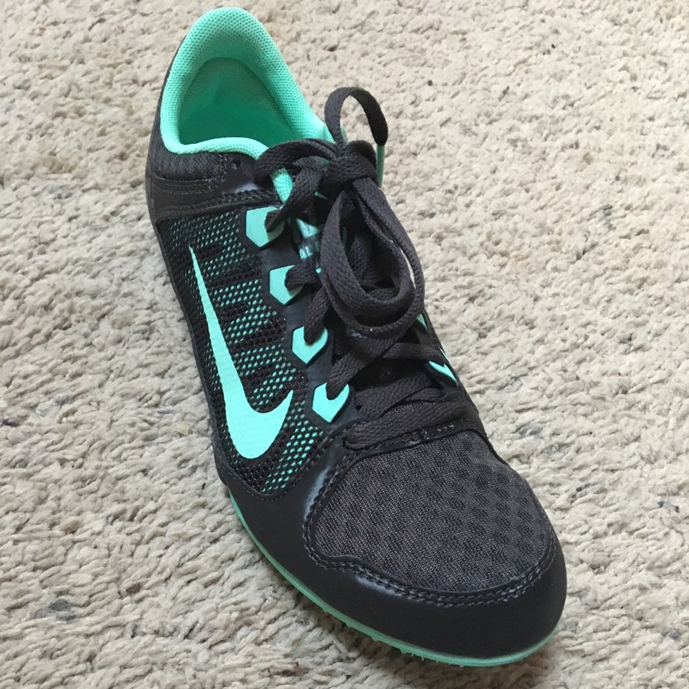 NWT Women’s Nike track cleats sz7